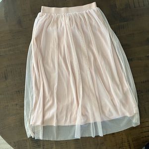 H&M pink tule skirt